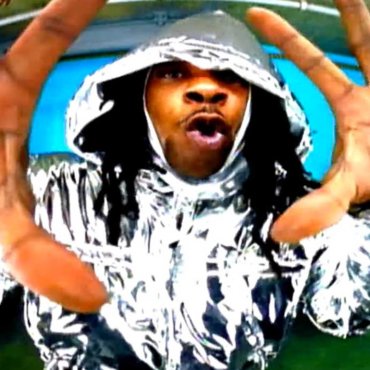 The shiny suits era in Hip-Hop: a bad fad, boy.